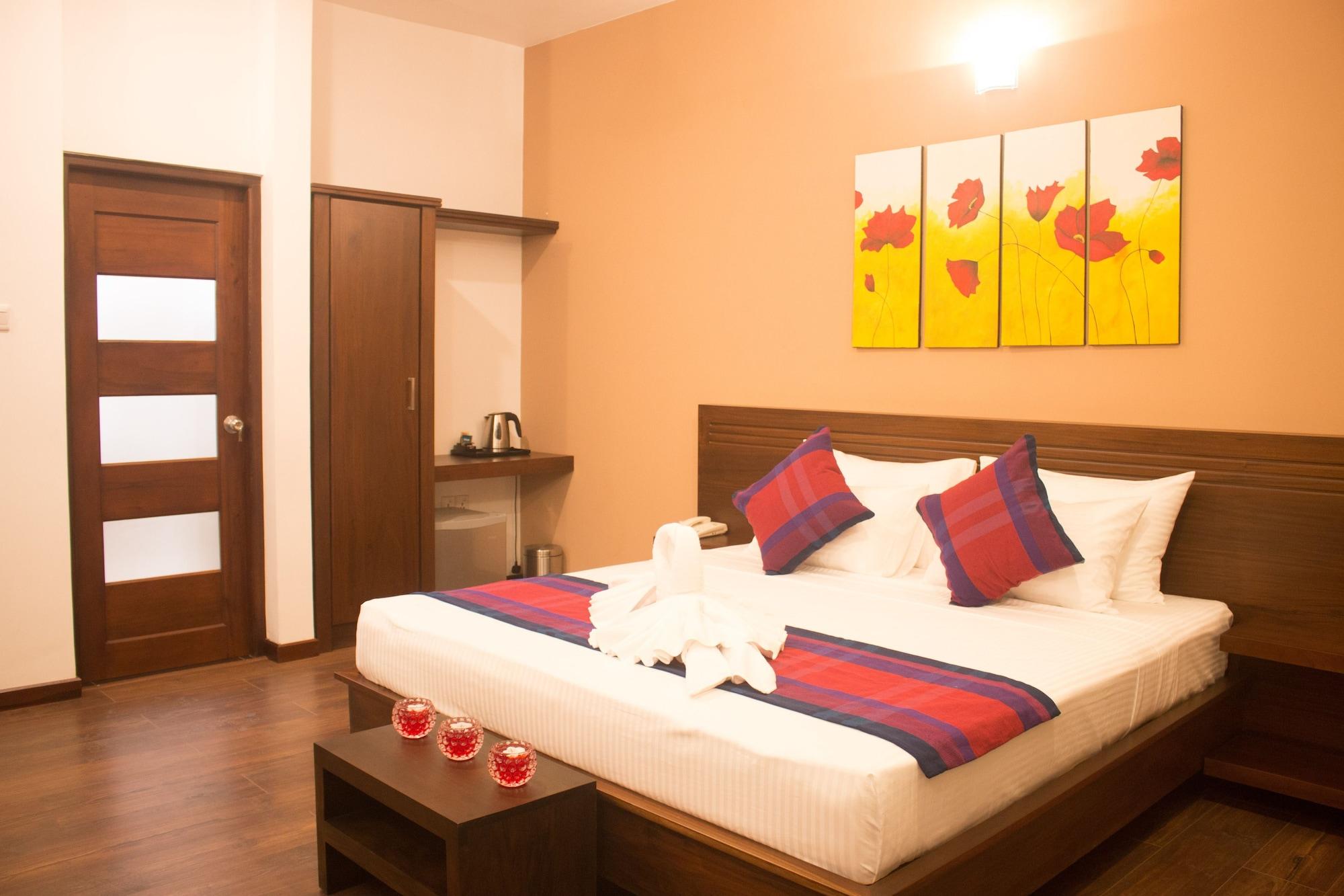 The Suite 262 Negombo Exteriör bild
