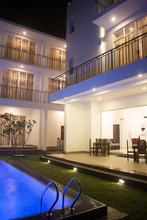 The Suite 262 Negombo Exteriör bild